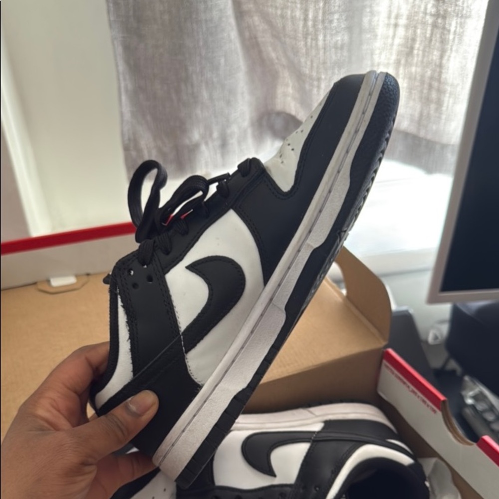 Nike Dunks! - Picture 3 of 9